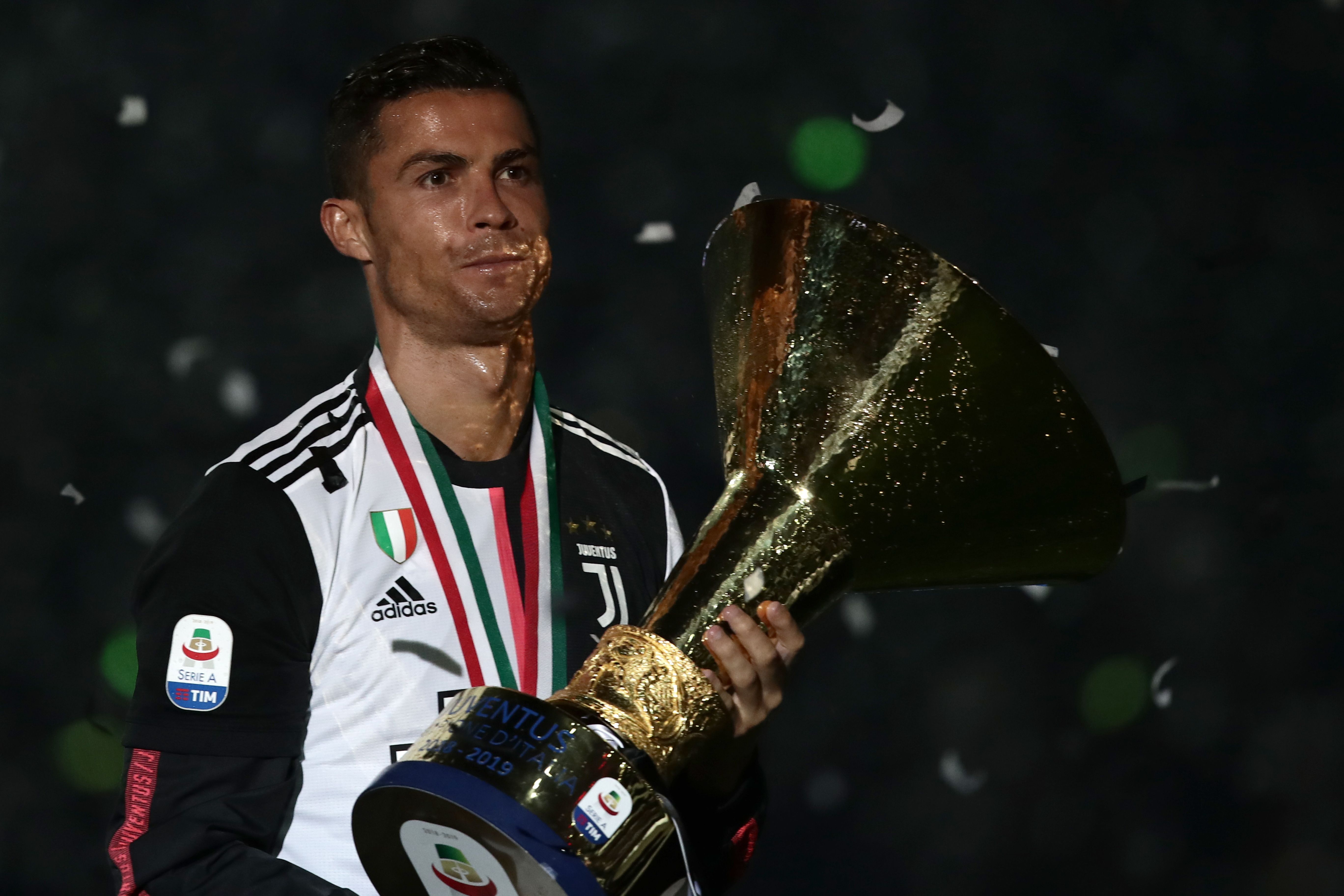 足的表现评 足的表现评