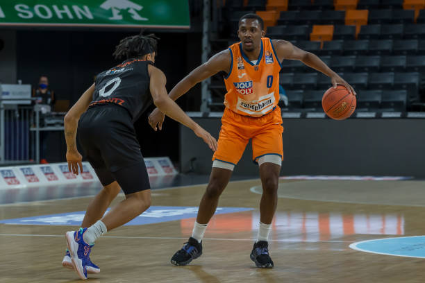 值得如此高 值得如此高