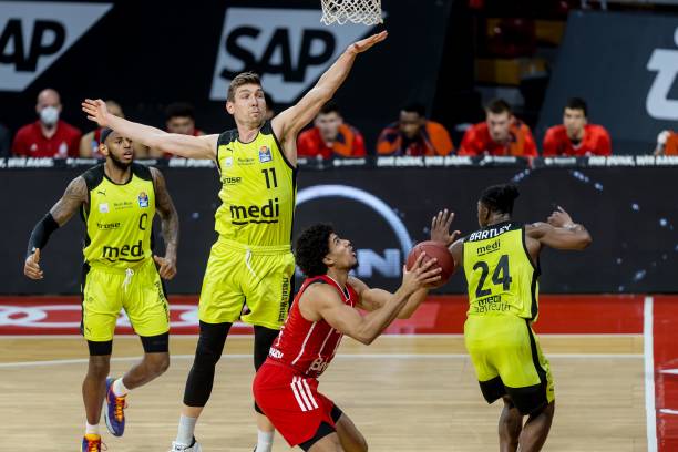 和空中争顶 和空中争顶